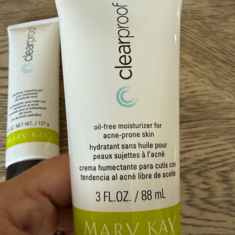 Mary Kay Clear Proof Acne Set Cleansing Gel 2% Salicylic Acid & Moisturizer Duo